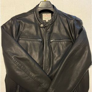 Lucky Brand leather men’s jacket near mint